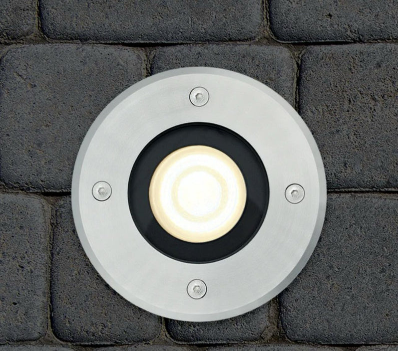 Flacher, runder Bodeneinbaustrahler IP67, Edelstahl gebürstet, inkl. 5W LED-Modul, 230V, 120° Abstrahlwinkel.